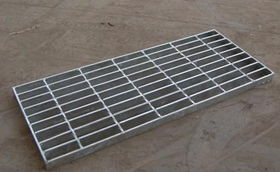 鋼格板網,齒形鋼格板,鋼格板網首選康利金屬絲網
